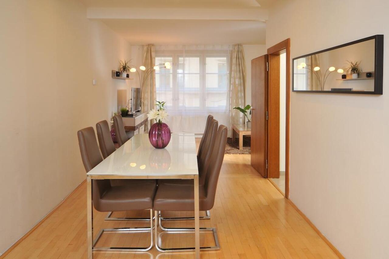 Selinor Old Town Apartments Прага Екстериор снимка