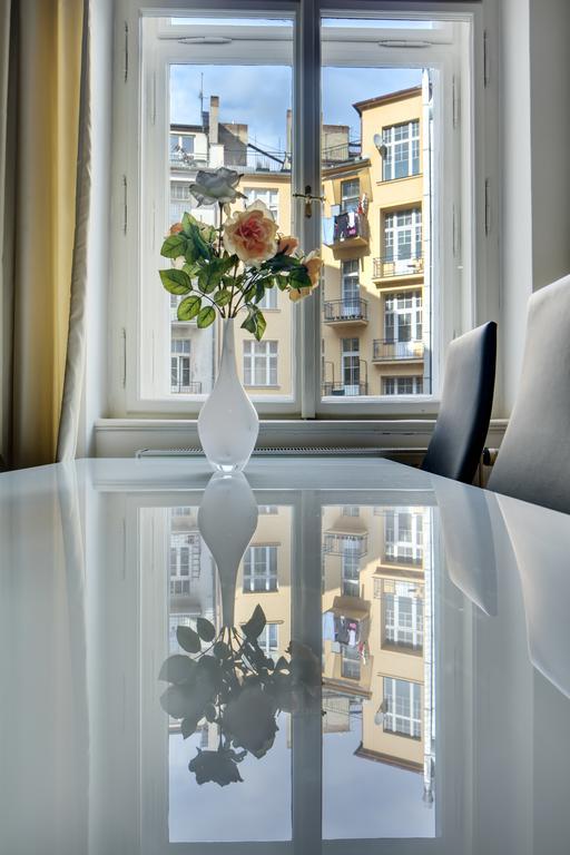 Selinor Old Town Apartments Прага Стая снимка