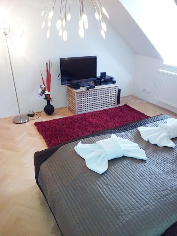 Selinor Old Town Apartments Прага Екстериор снимка