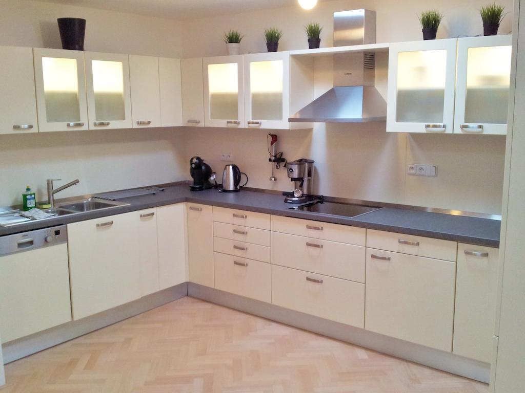Selinor Old Town Apartments Прага Стая снимка