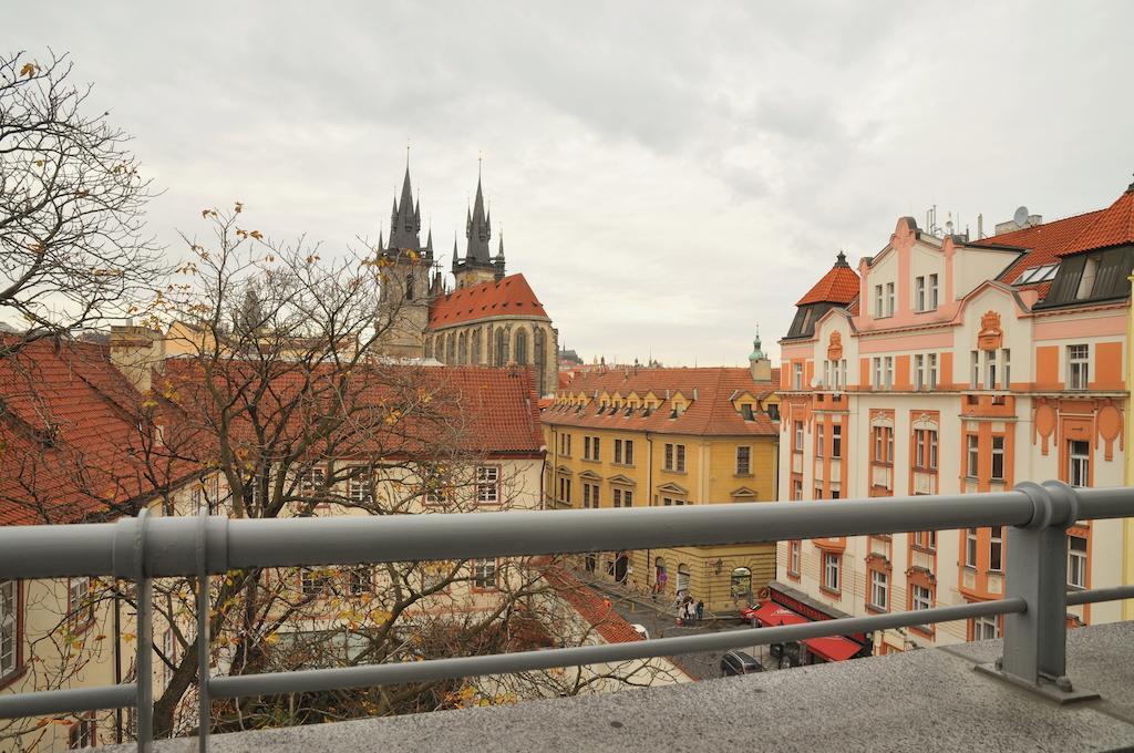 Selinor Old Town Apartments Прага Стая снимка